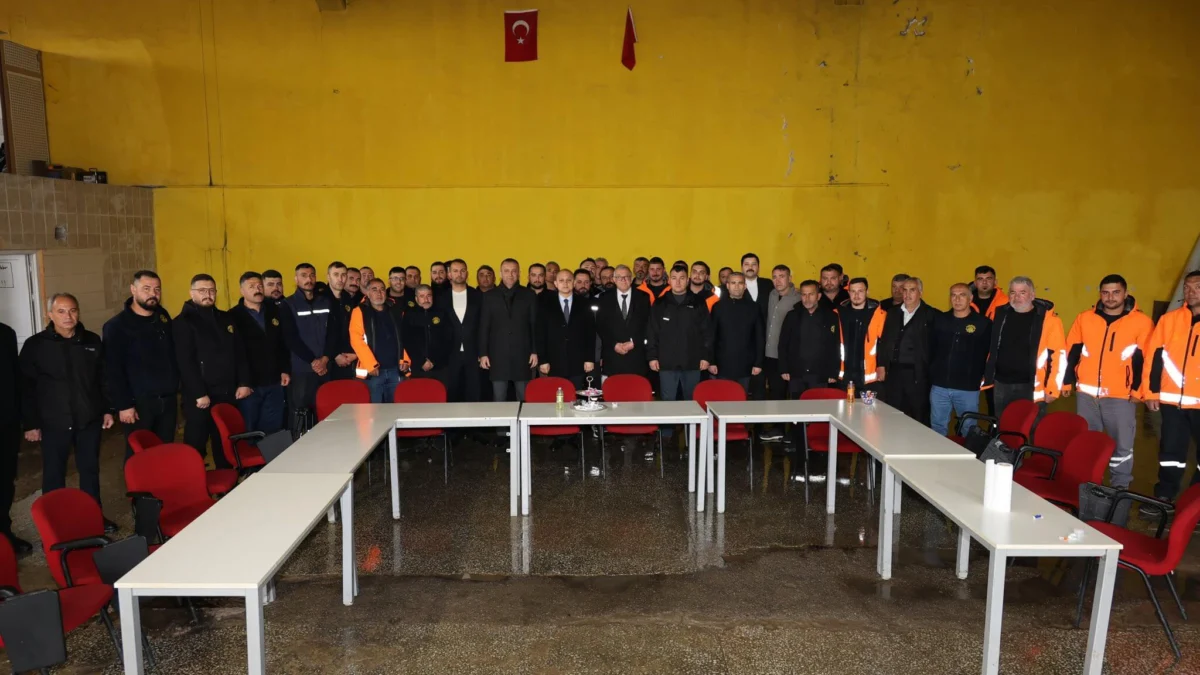 Başkan Ahmet Önal’dan Bayramda Personele Moral Ziyareti