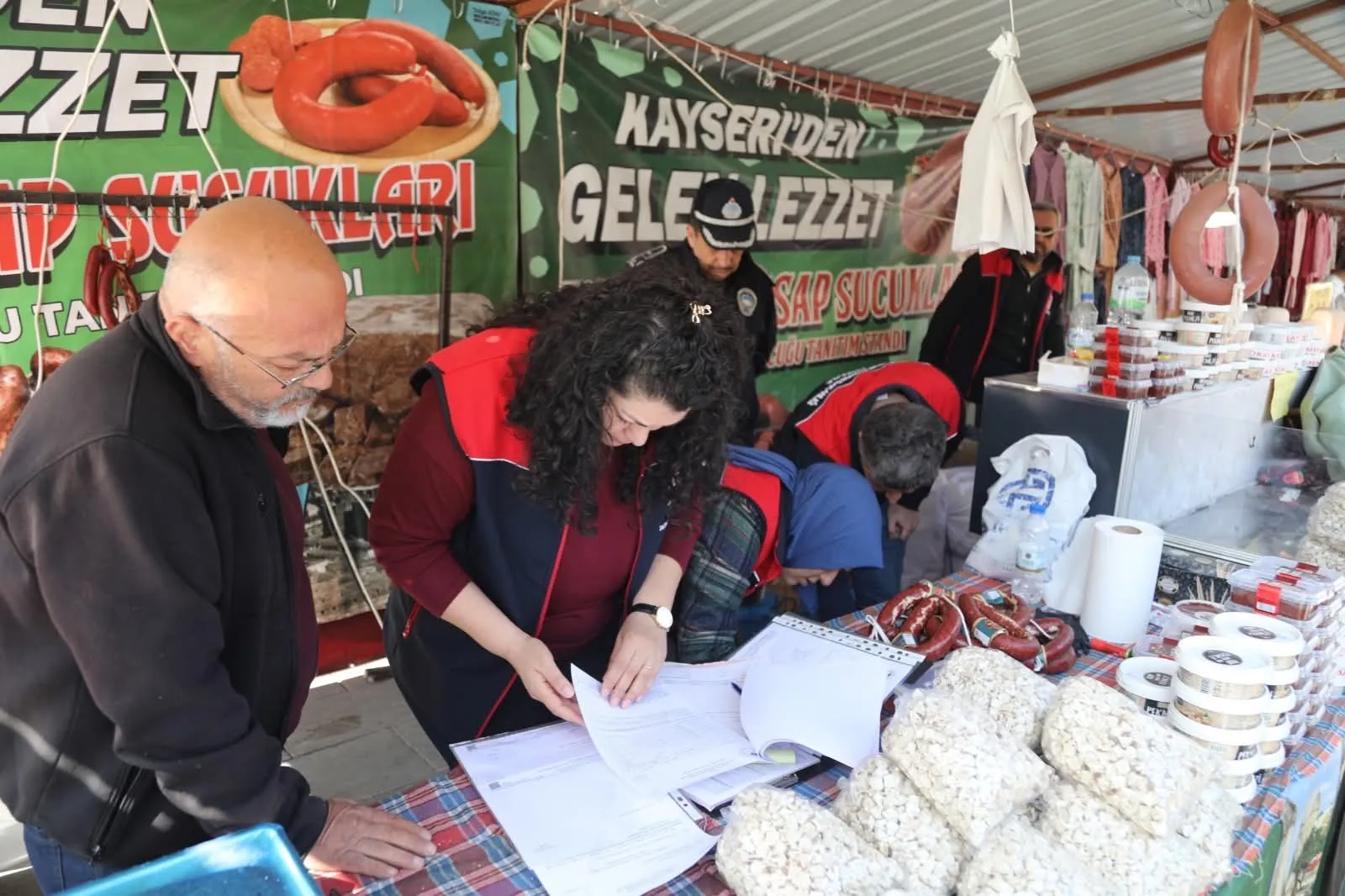 Kırıkkale’de Ramazan Fuarına Gıda Denetimi: Uygunsuz Ürünlere El Konuldu