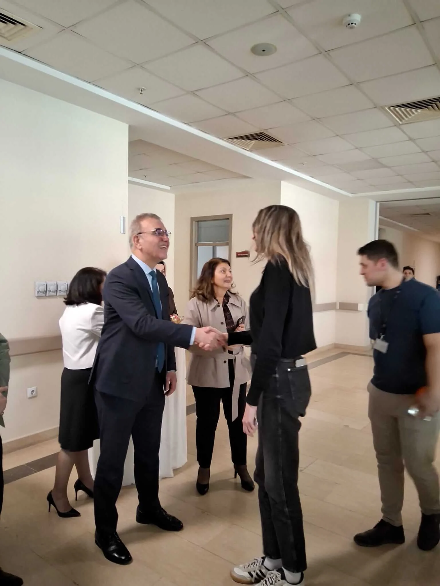 Kırıkkale Üniversitesi Hastanesi’nde Bayramlaşma Heyecanı: Birlik ve Beraberlik Mesajı Verildi