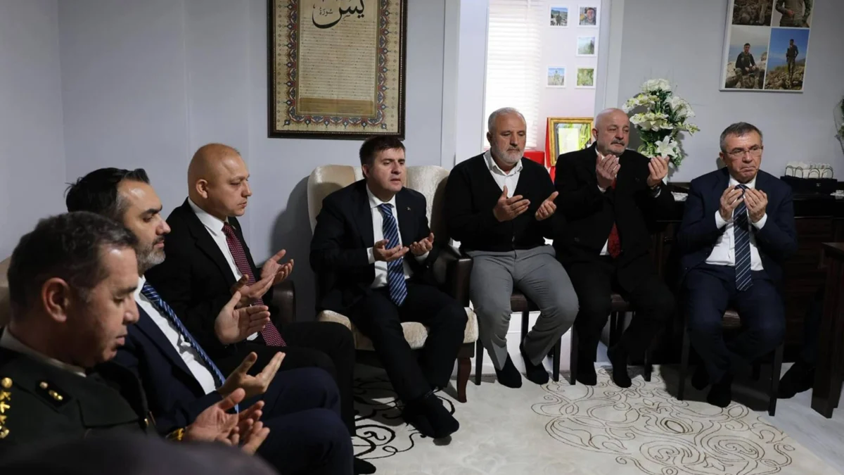 Kırıkkale’li Şehit Semih Yılmaz’ın Ailesine Bayram Ziyareti