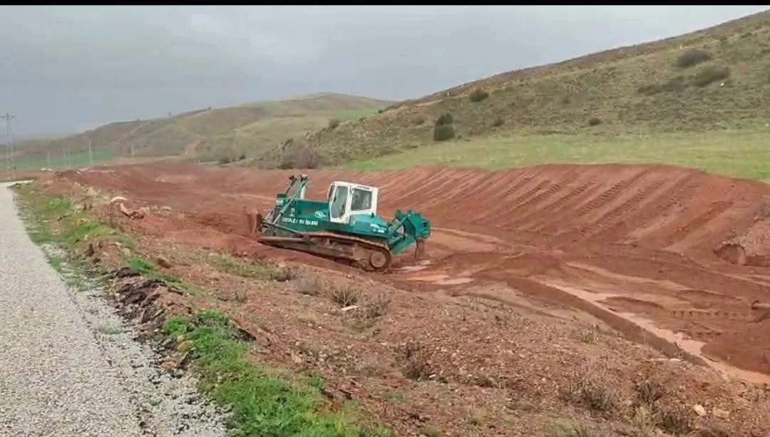 Bahşılı Küçük Sarıkaya Köyü’nde Dere Islah Çalışmaları Başladı: Sel Riski Sona Eriyor