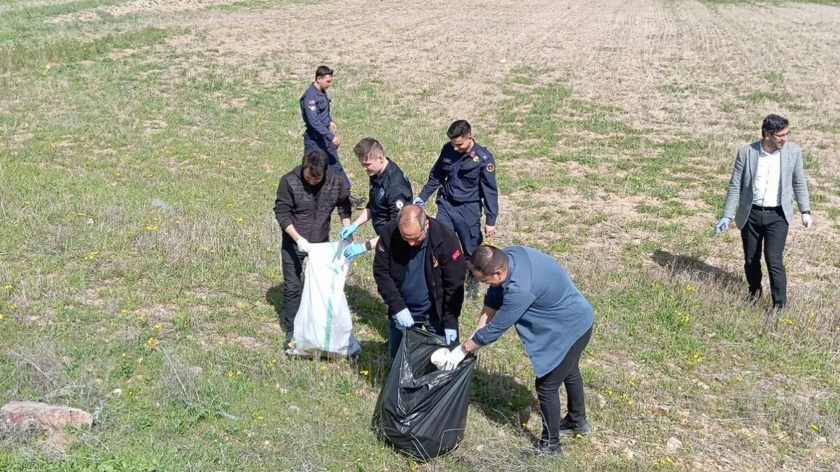 Karakeçili’de Dev Çevre Seferberliği: 1 Ton Atık Toplanarak Geri Dönüşüme Kazandırıldı