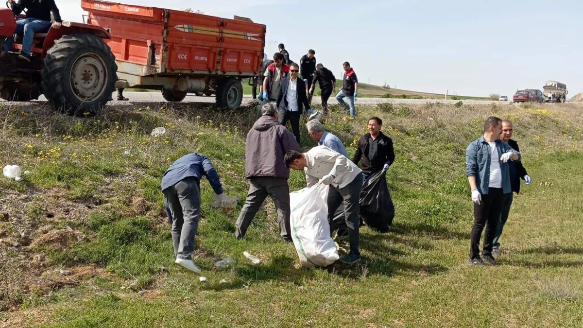 Karakeçili’de Dev Çevre Seferberliği: 1 Ton Atık Toplanarak Geri Dönüşüme Kazandırıldı