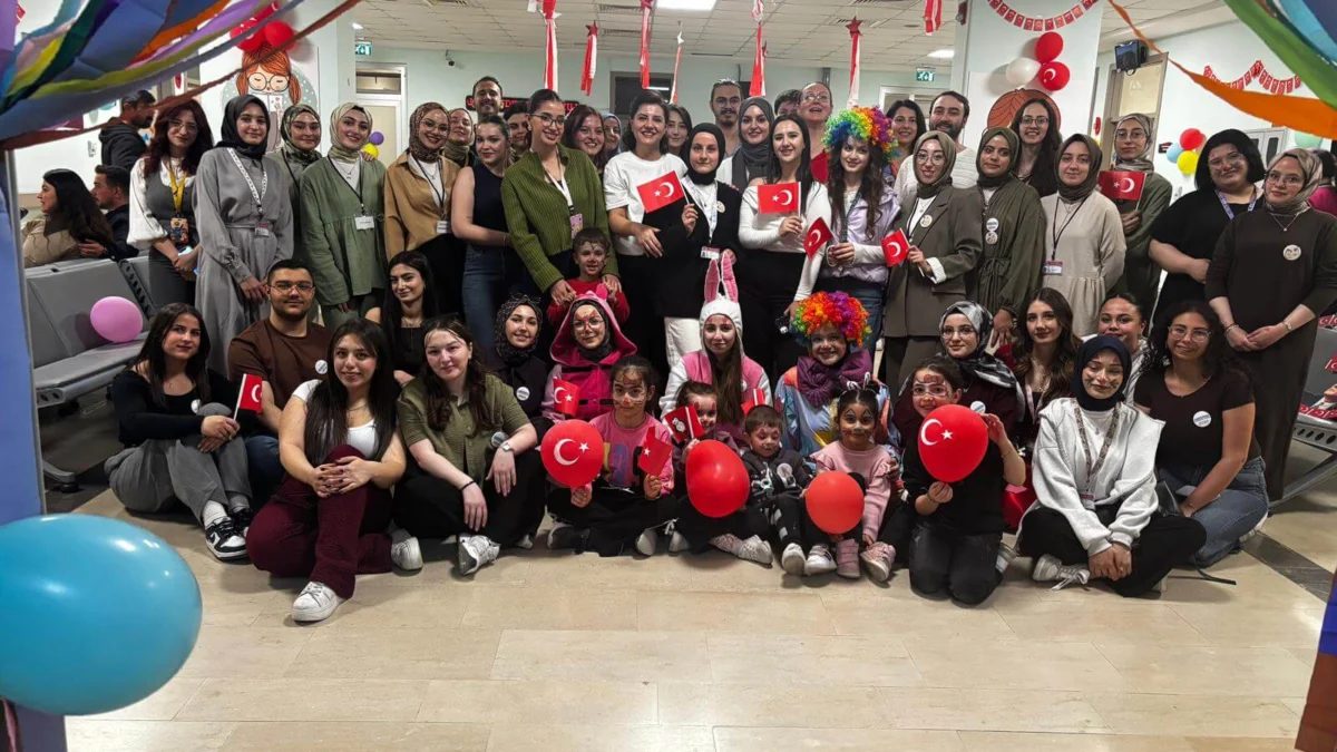 Kırıkkale Üniversitesi Tıp Fakültesi’nde 23 Nisan Coşkusu: Minik Kalpler Gülümsedi