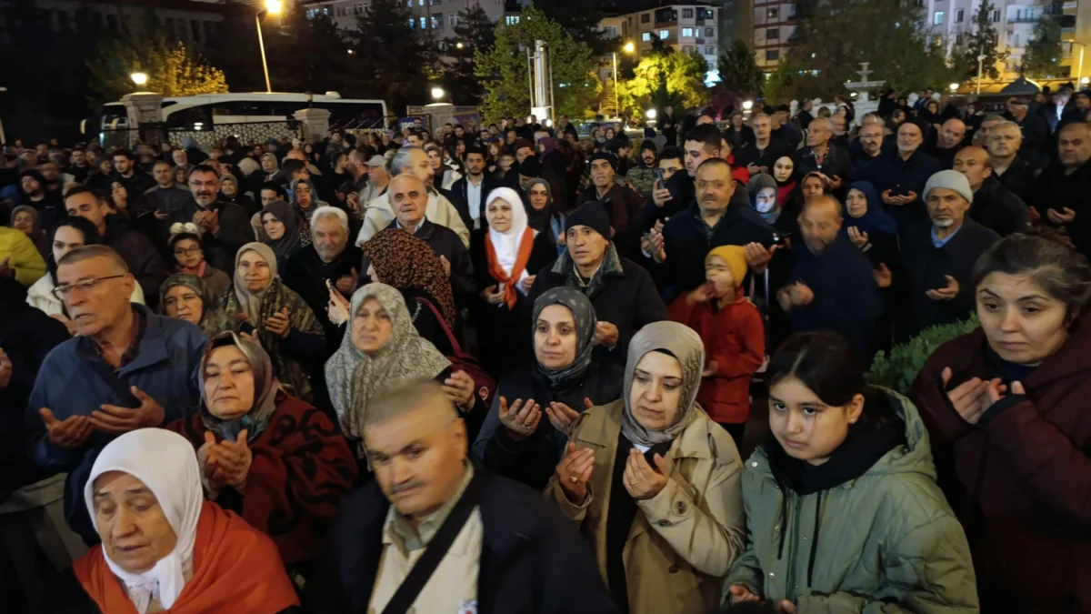 Kırıkkale’de Hac Heyecanı: 165 Hacı Adayı Dualarla Kutsal Topraklara Uğurlandı