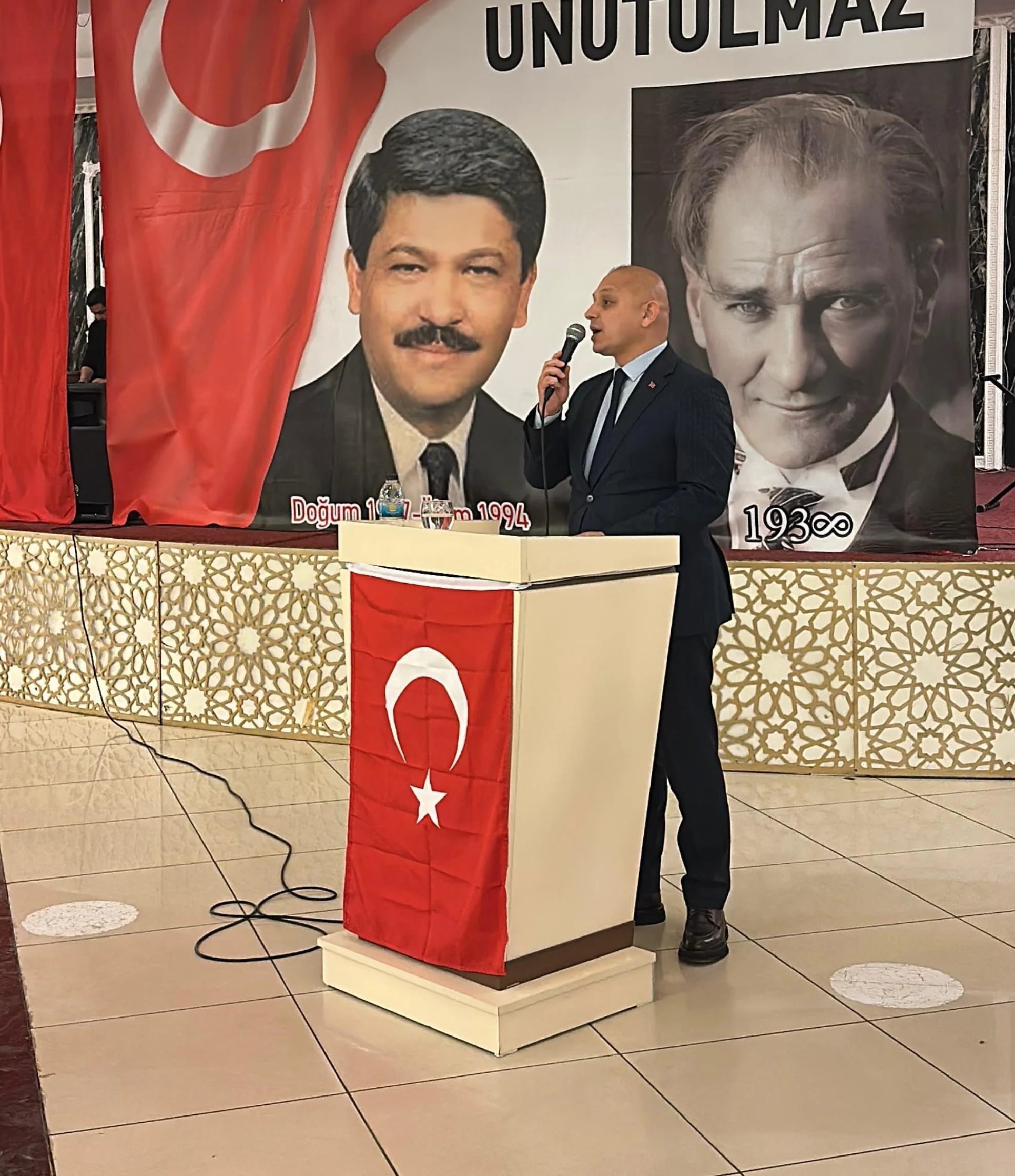 Kırıkkale’de Vefa Gecesi: Alpaslan Pehlivanlı 32. Yılında Dualarla Anıldı