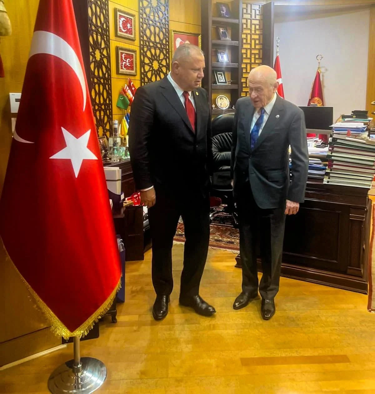 MHP Kırıkkale Milletvekili Halil Öztürk Kırıkkale Çalışmalarını Devlet Bahçeli’ye Sundu