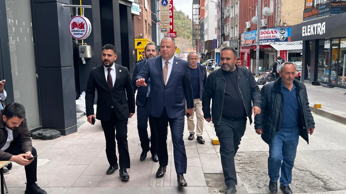 MHP’li Halil Öztürk Kırıkkale Sokaklarında: “Cumhur İttifakı Varsa Huzur Var”