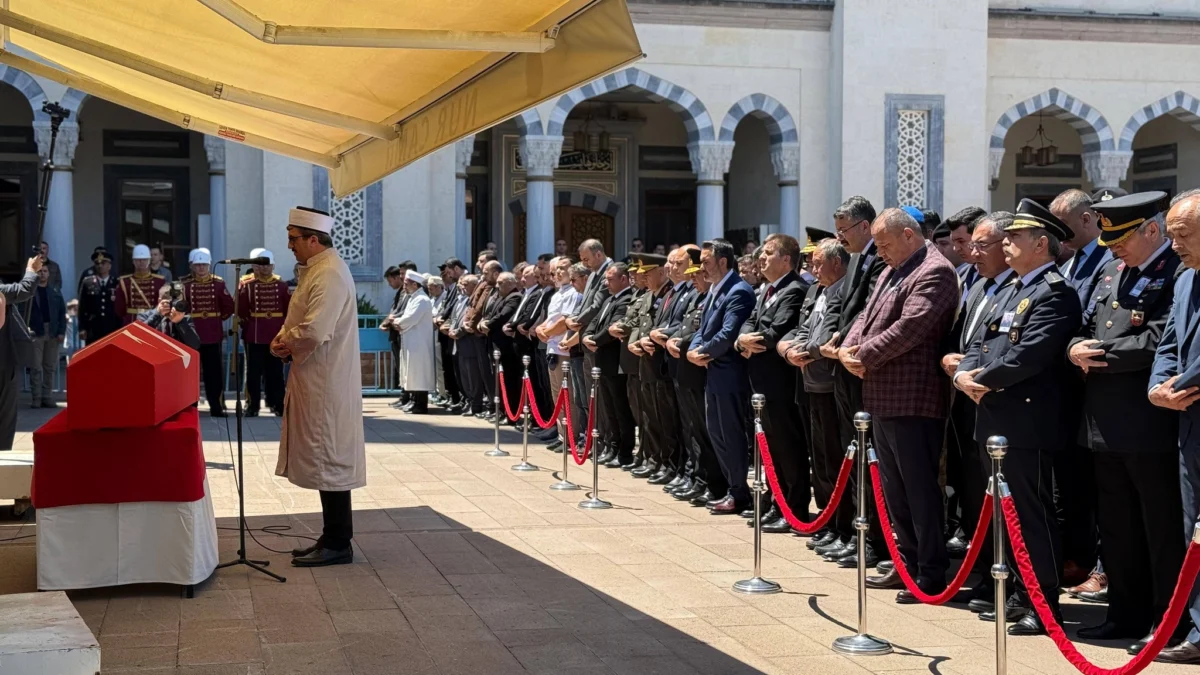 Kırıkkale Şehidini Son Yolculuğuna Uğurladı: Astsubay Üstçavuş Yusuf Ergün Dualarla Defnedildi