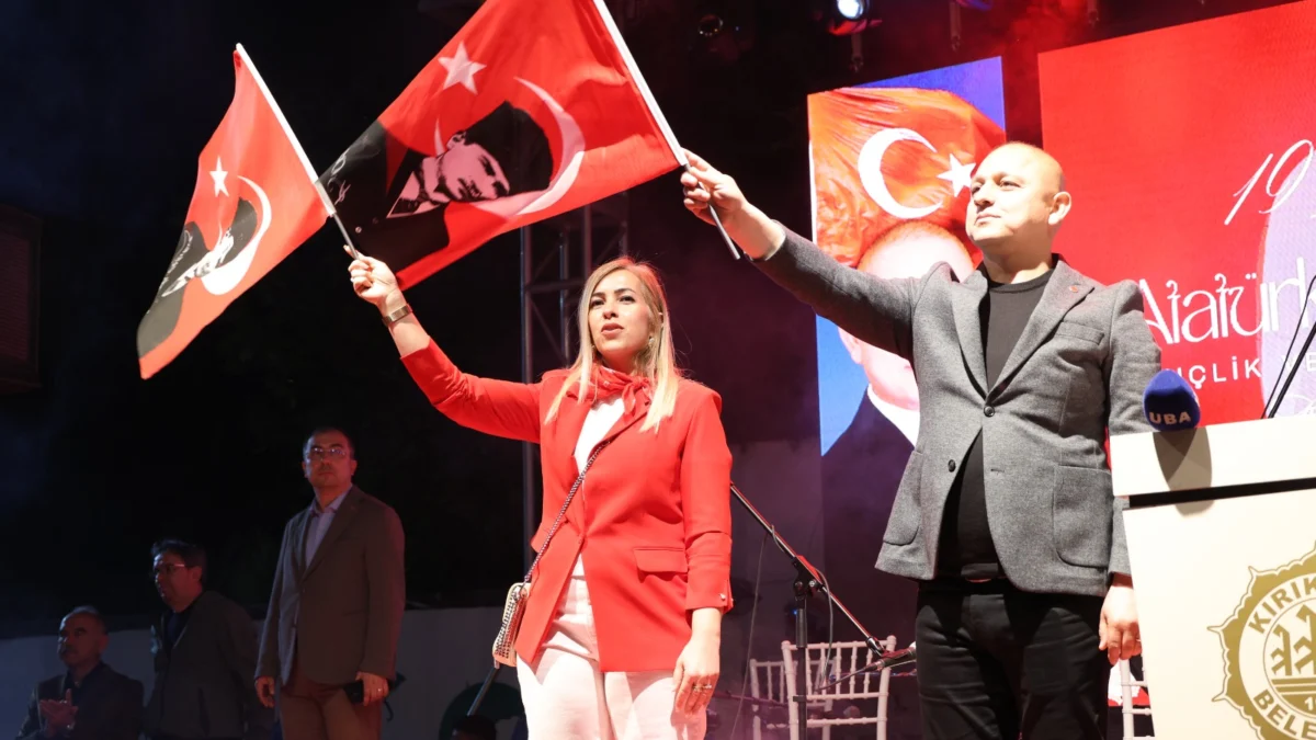 Kırıkkale’de 19 Mayıs Coşkusu: Fener Alayı ve Konserle Cumhuriyet Ruhu Yaşatıldı