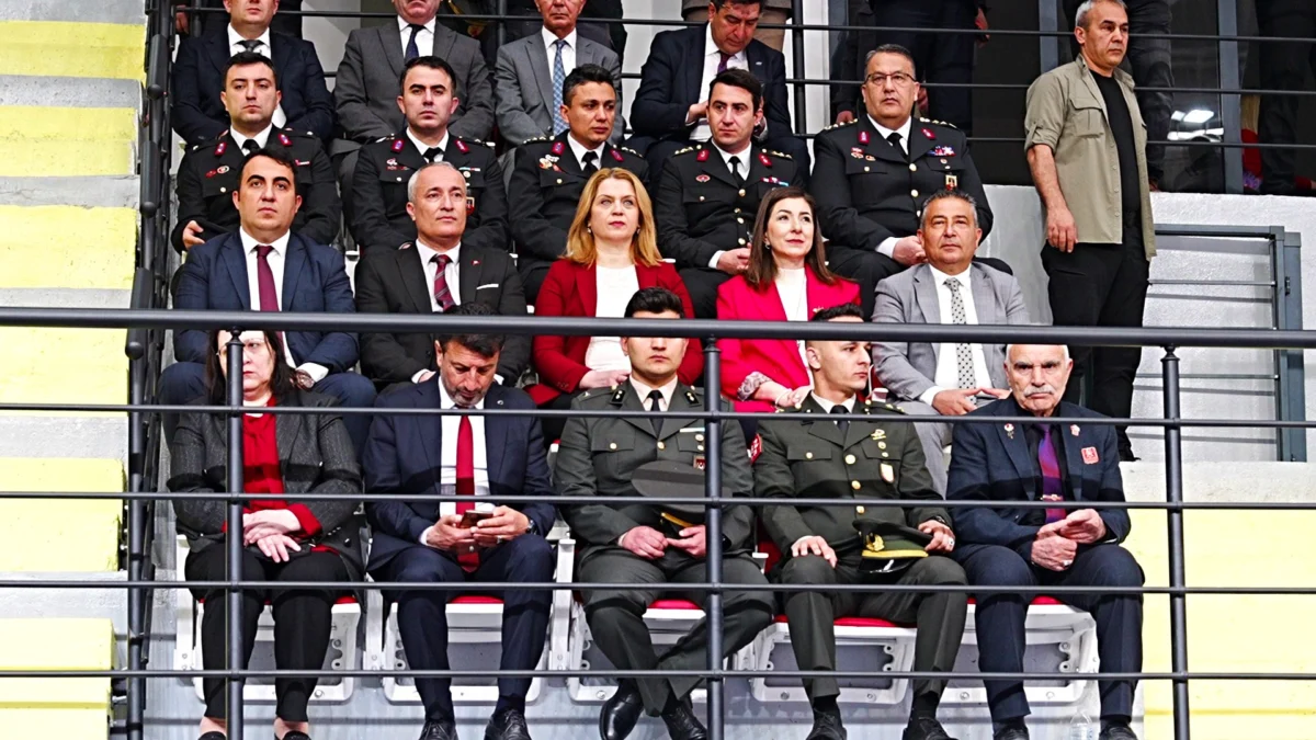 Kırıkkale’de 19 Mayıs Coşkusu: Gençlerin Gösterileri Büyük Beğeni Topladı