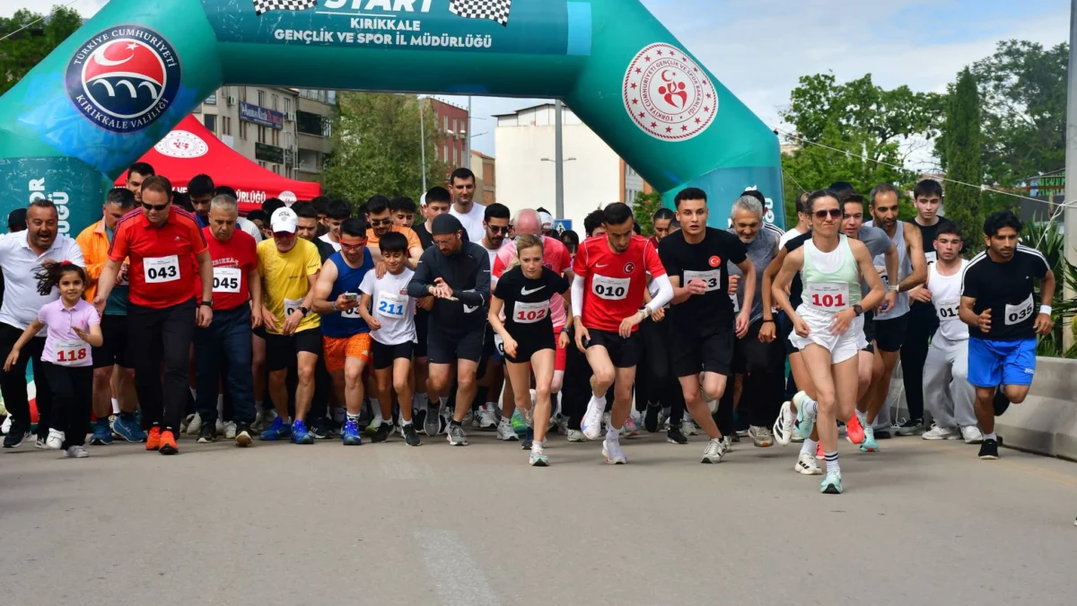 Kırıkkale’de 19 Mayıs Coşkusu: Halk Koşusu’na Yoğun Katılım