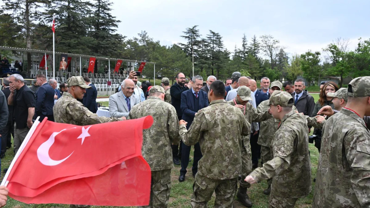 Kırıkkale’de Engelli Gençlerin Gurur Günü: 19 Vatandaş Yemin Ederek Asker Oldu