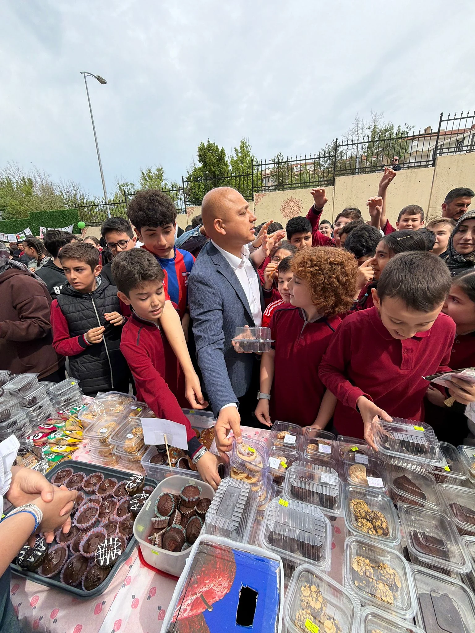 Kırıkkale’de Gazze İçin Tek Yürek Oldular: Şehit Aydın Çopur İmam Hatip Ortaokulu’ndan Anlamlı Kermes