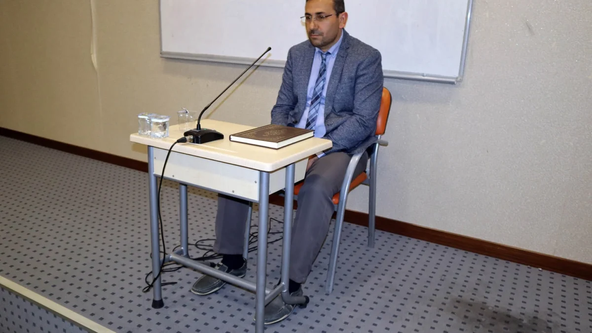 Kırıkkale’de Kur’an-ı Kerim’i Güzel Okuma Heyecanı: Mehmet Çağrı Dolu İl Birincisi Oldu