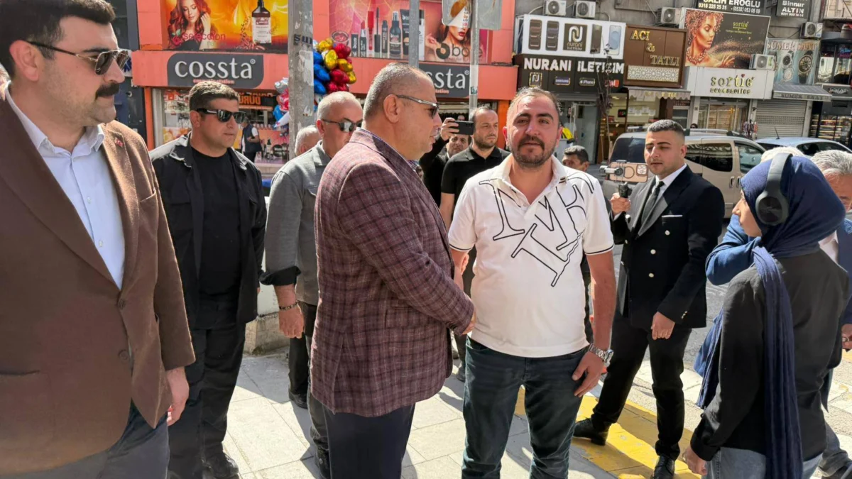 MHP’li Halil Öztürk’e Kırıkkale’de Yoğun İlgi: Vatandaşlarla Bir Araya Geldi