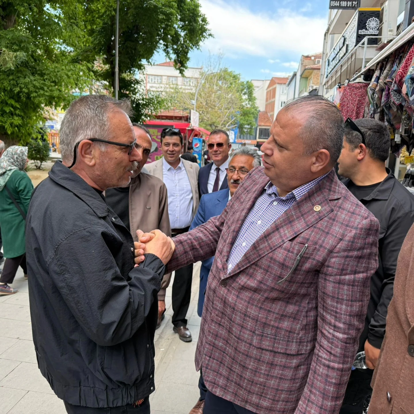 MHP’li Halil Öztürk’e Kırıkkale’de Yoğun İlgi: Vatandaşlarla Bir Araya Geldi