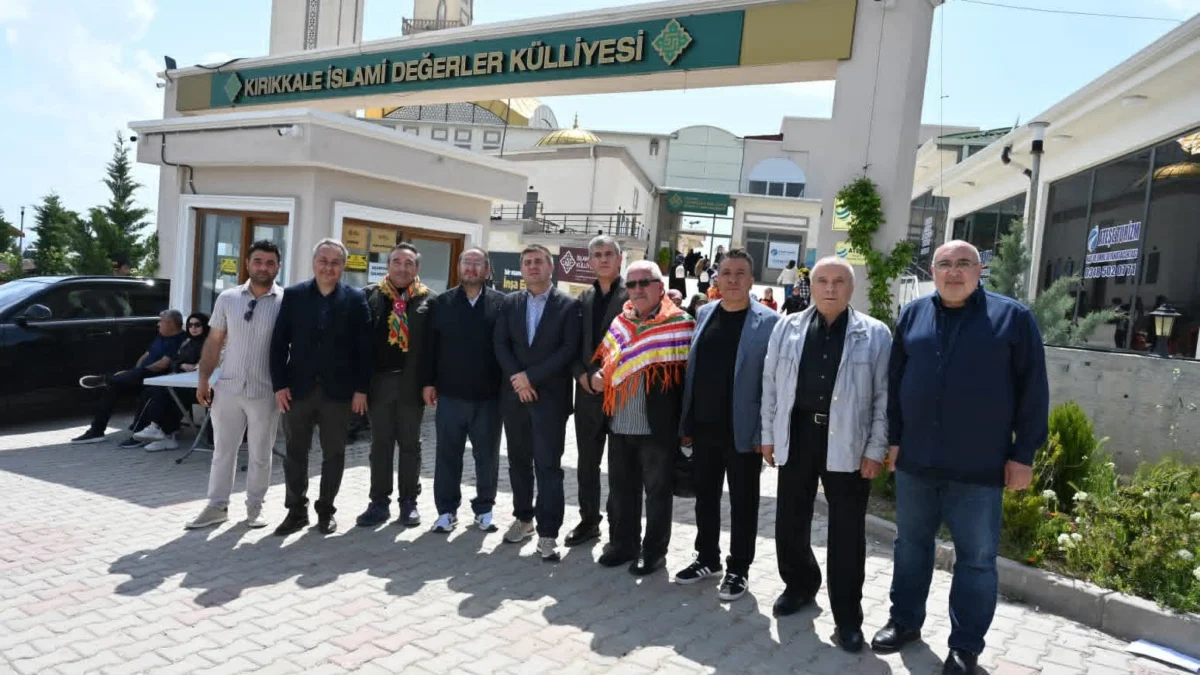 Kırıkkale’de Uçurtma Şenliği Coşkusu: Vali Sarıibrahim Çocukların Sevincine Ortak Oldu