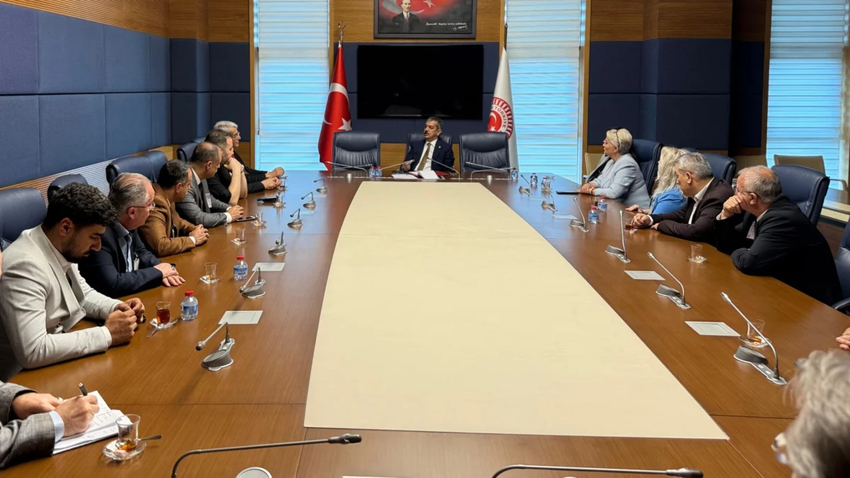 7 Milyon Mezun Çözüm Bekliyor: “Tekniker Odaları ve Birliği” Kurulsun!