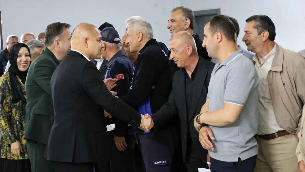 Kırıkkale Belediyesi’nde Bayramlaşma Töreni: Başkan Önal Personeliyle Bir Araya Geldi