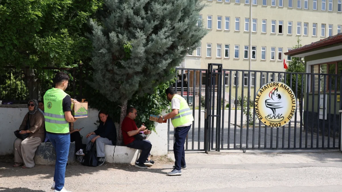 Kırıkkale Belediyesi’nden YKS Adaylarına ve Velilere Destek