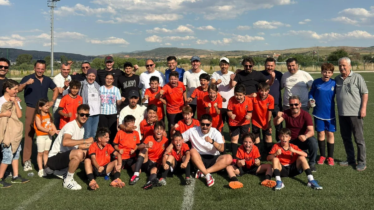 Kırıkkale Gelişim Futbol Okulu’ndan Şampiyonluklarla Dolu Bir Sezon