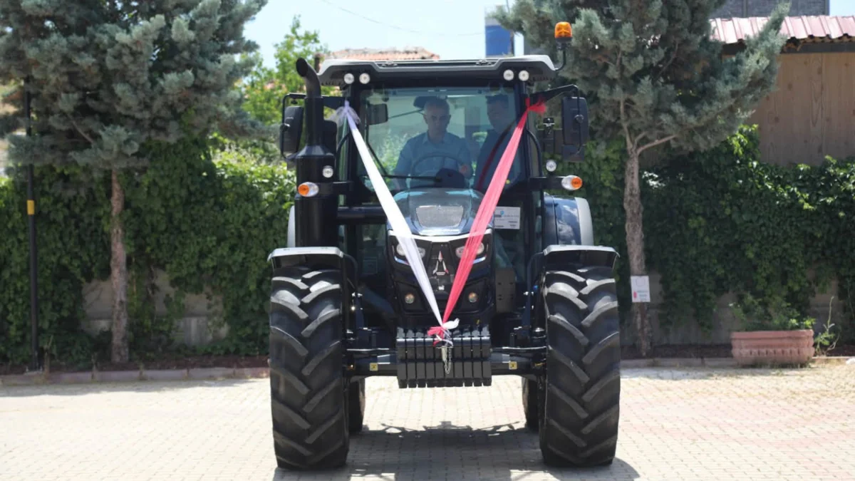 Kırıkkale Tarımına Güç Katacak Yeni Traktör Hizmete Başladı