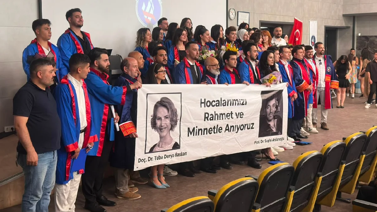 Kırıkkale Üniversitesi İşletme Bölümü Mezuniyetinde Duygu Dolu Anlar: Vefa Mesajı Alkış Aldı