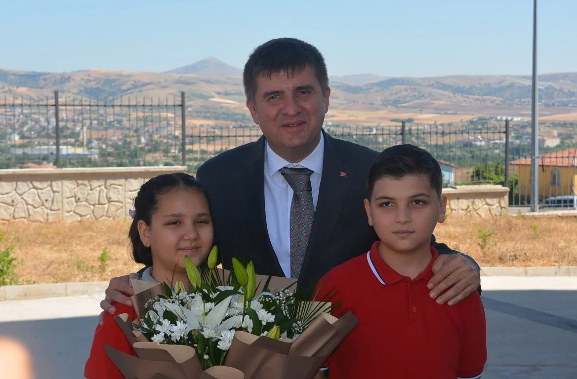 Kırıkkale’de 44 Bin Öğrenci Karne Heyecanı Yaşadı: Yaz Tatili Başladı