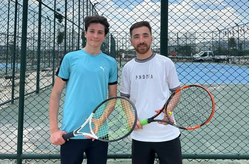 Kırıkkale’de Bir İlk: Kızılırmak Tenis Turnuvası Görkemli Bir Kapanışla Sona Erdi