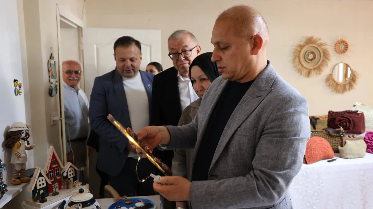 Kırıkkale’de Kursiyerlerin El Emeği Göz Nuru Eserleri Görücüye Çıktı