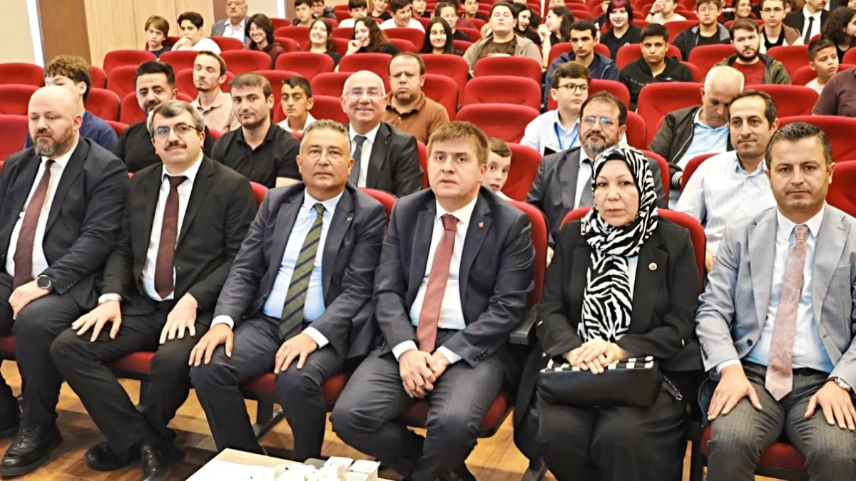 Kırıkkale’de Manevi Coşku: Kur’an-ı Kerim’i Güzel Okuma Yarışması Bölge Finali Yapıldı