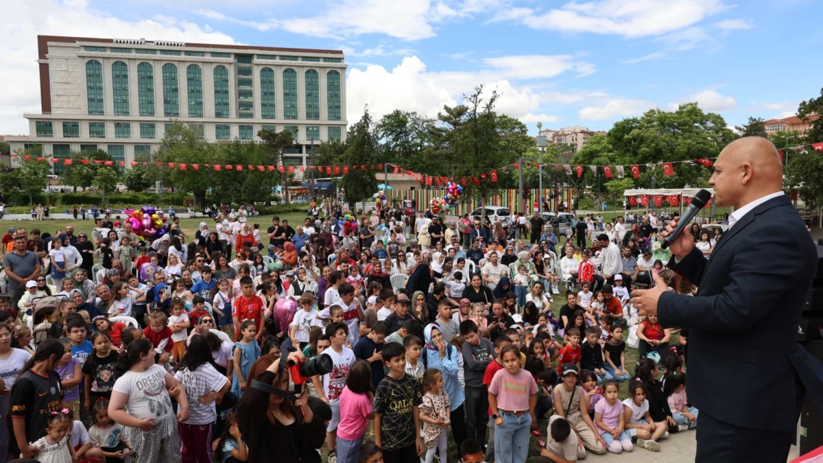 Kırıkkale’de Masal Şenliği Coşkusu: Büyük Şehir Parkı Festival Alanına Döndü
