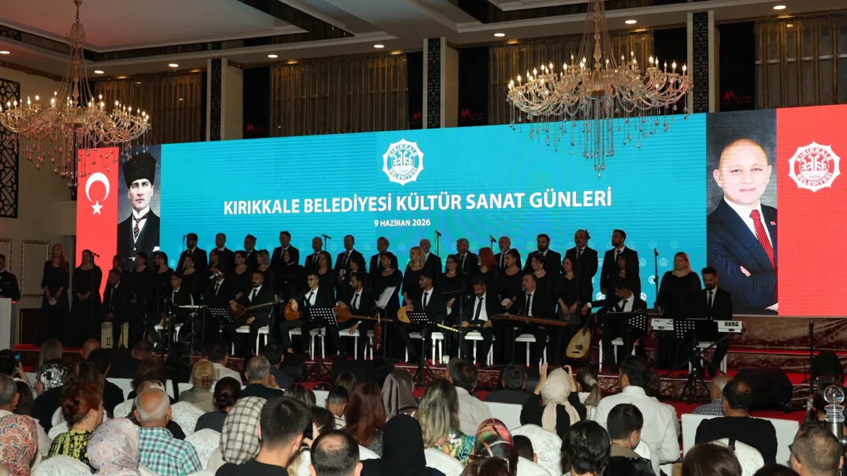 Kırıkkale’de Türkü Rüzgarı: Belediye Korosu İlk Konseriyle Büyüledi