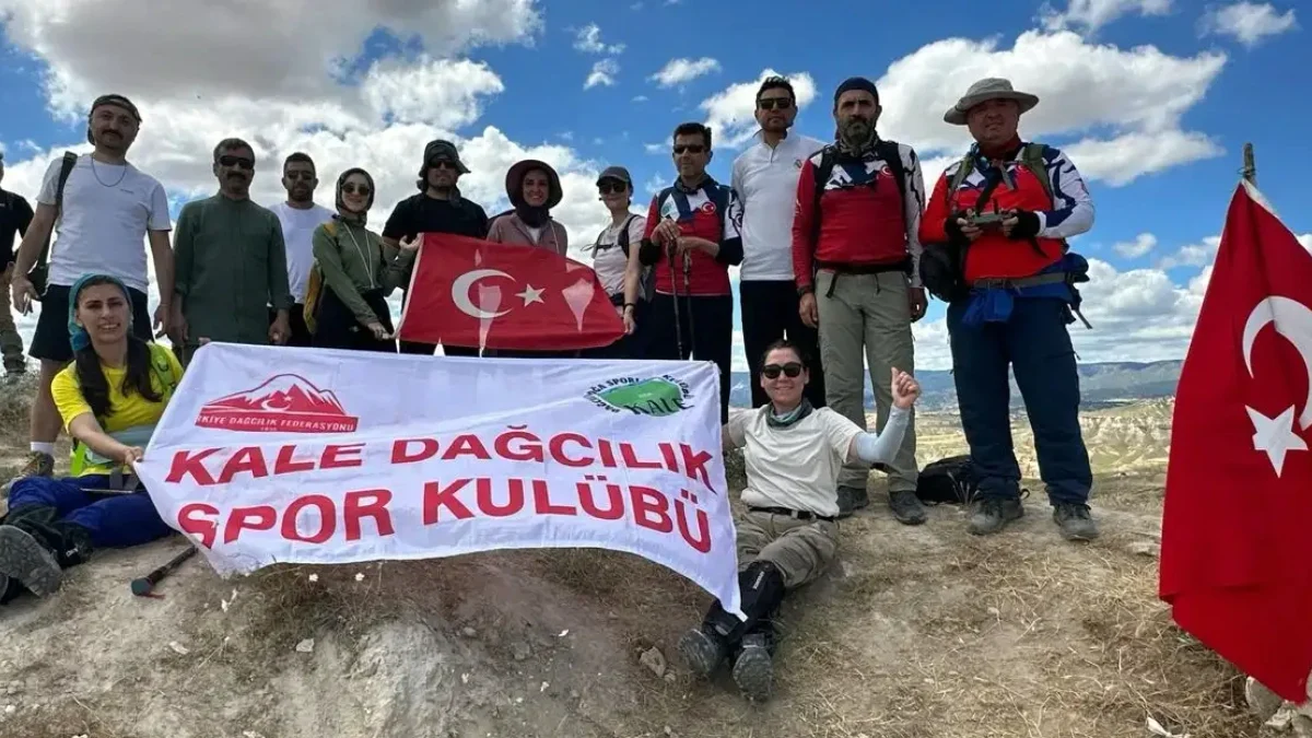 Kırıkkaleli Dağcılar Sınıra Dayandı: 10 Milyon Yıllık Dev Oluşuma Görkemli Tırmanış