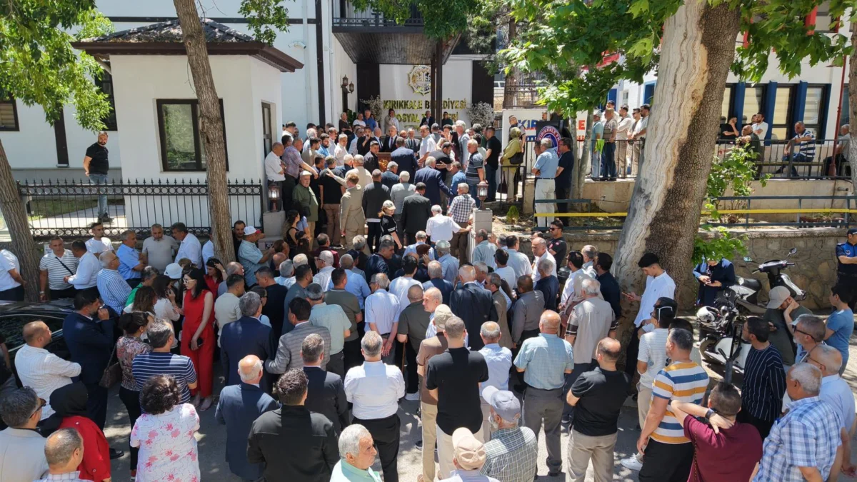 Kırıkkale’nin İlk Belediye Sosyal Tesisi Kapılarını Açtı: Ahmet Önal’dan Sosyal Belediyecilik Vurgusu