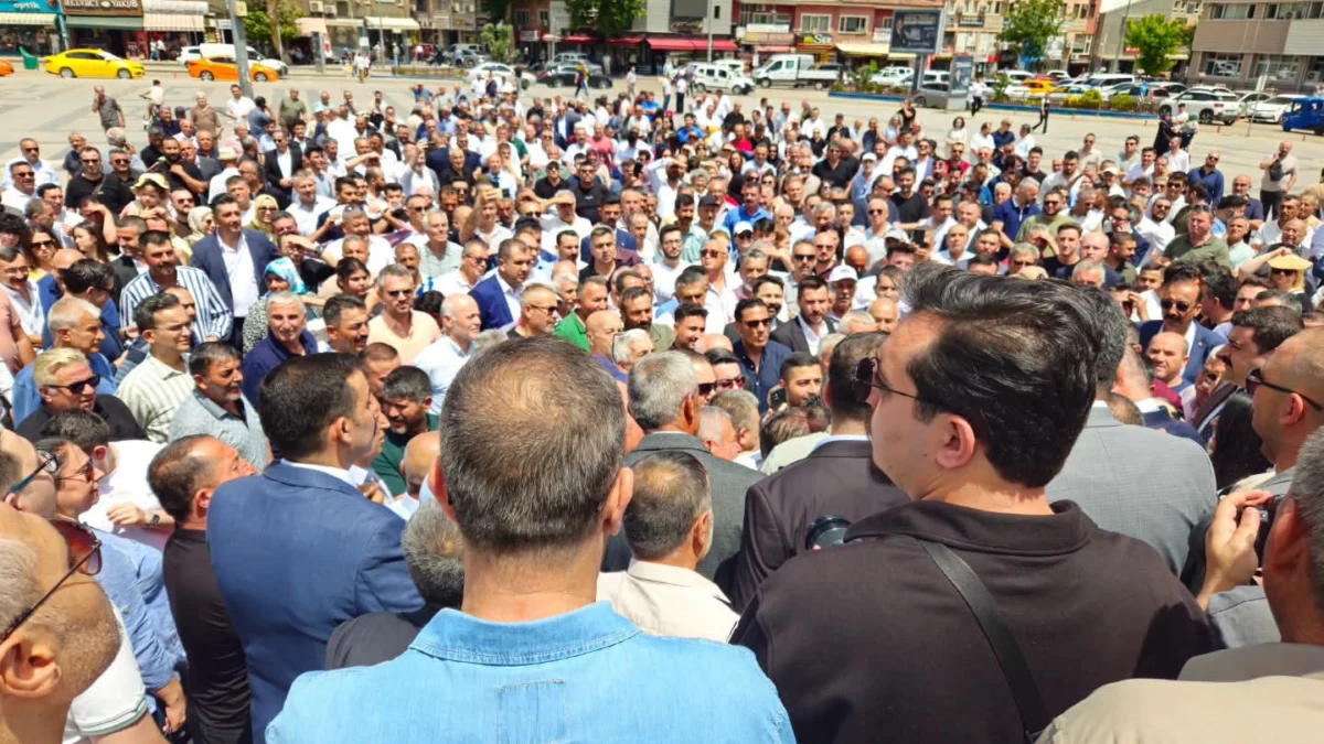 Halil Öztürk’ten MHP Kırıkkale Teşkilatına Hayırlı Olsun Ziyareti