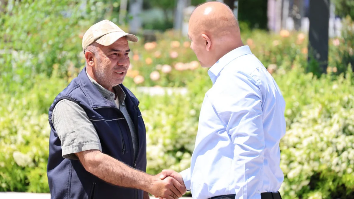 Başkan Ahmet Önal, Büyük Şehir Parkı’nda Vatandaşlarla Bir Araya Geldi