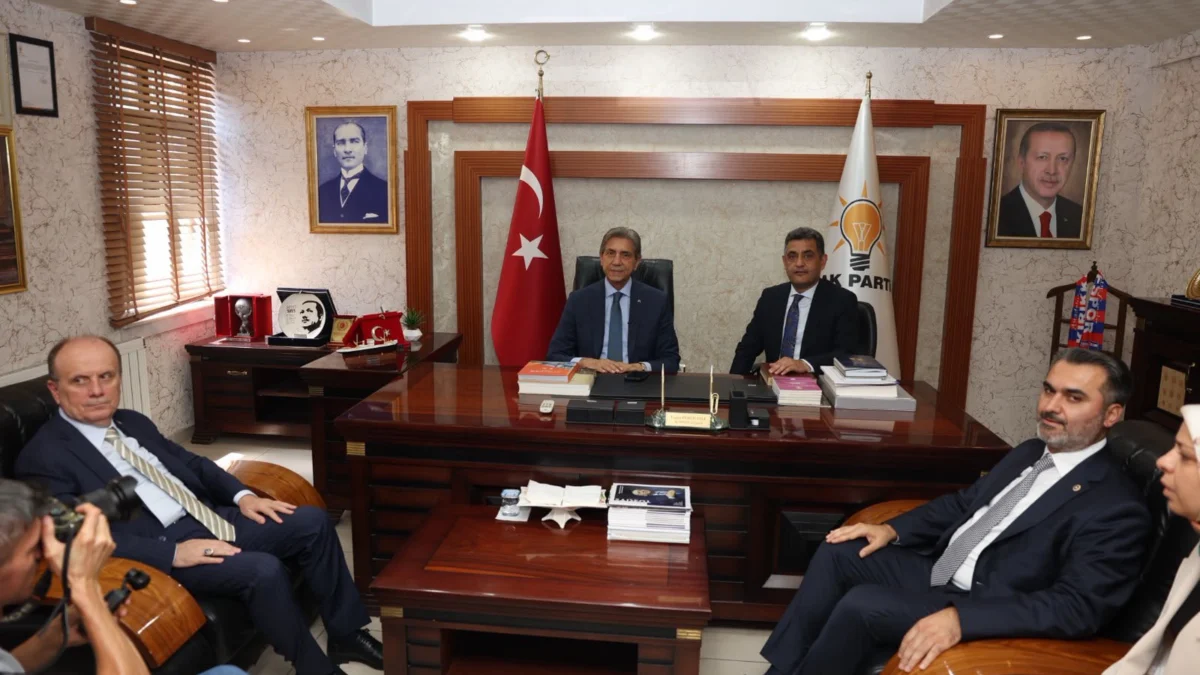 AK Parti Genel Başkan Yardımcısı Mustafa Demir Kırıkkale’de: CHP Belediyeciliğine Sert Tepki