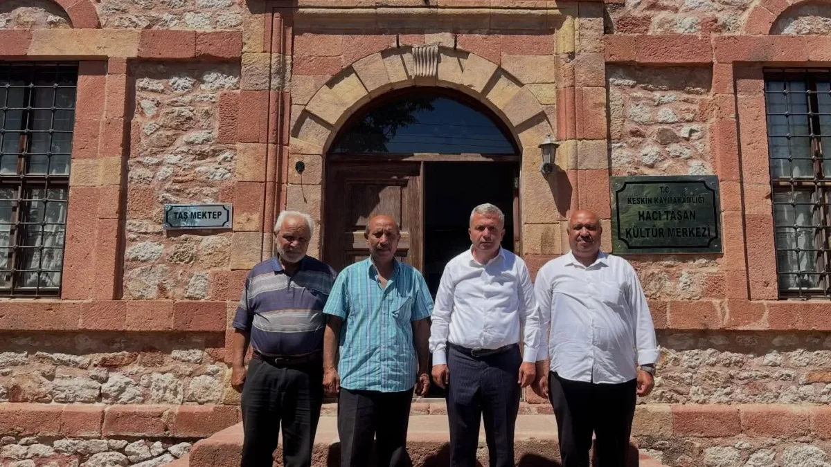 Bozlak Kültürünün Çınarı Abidin Taşan Dualarla Anıldı