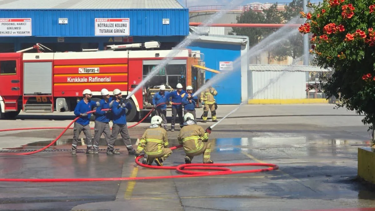 Kırıkkale Belediyesi İtfaiyesinden Tüpraş’ta Nefes Kesen Tatbikat