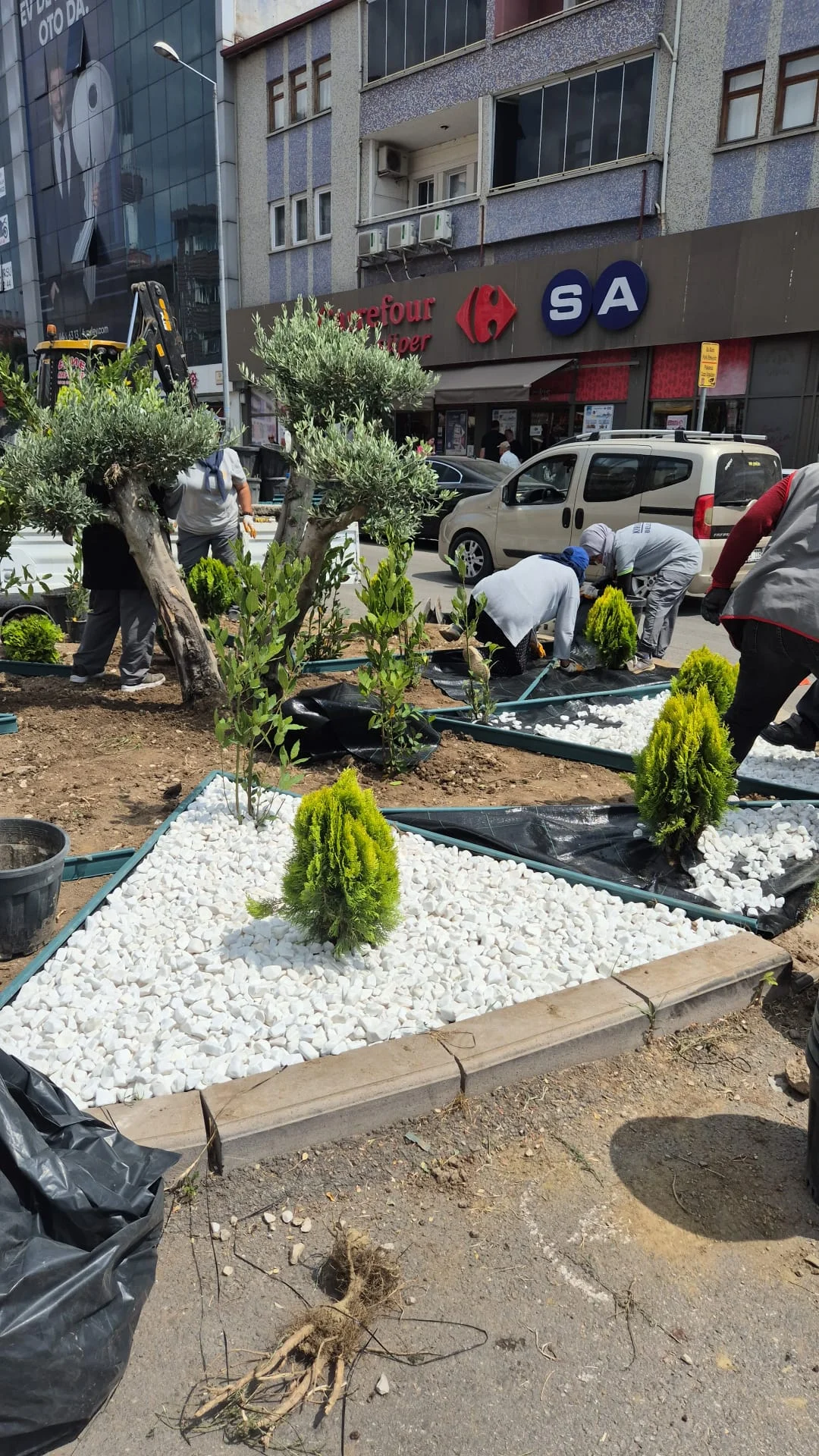 Kırıkkale Belediyesi’nden Kent Genelinde Kavşaklara Kapsamlı Peyzaj Çalışması