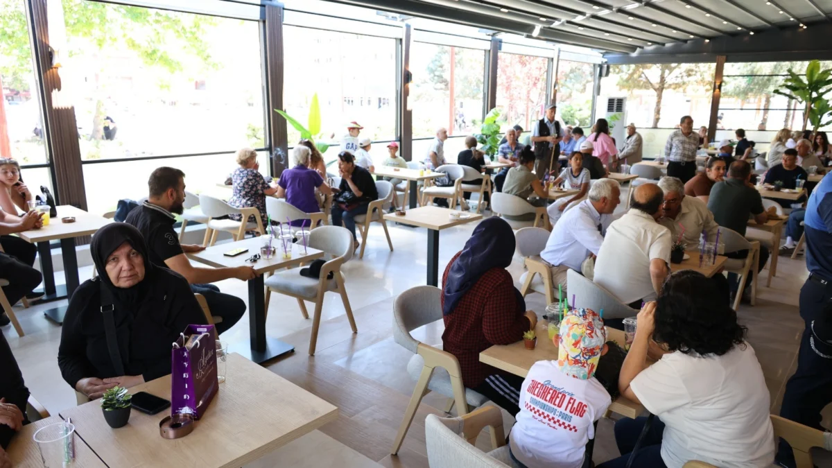 Kırıkkale’de Belediyesi ATA Sosyal Tesisleri Hizmete Açıldı