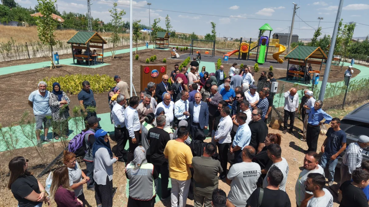 Kırıkkale’de Şehit Mehmet Işıklı Parkı Yenilenen Yüzüyle Hizmete Açıldı