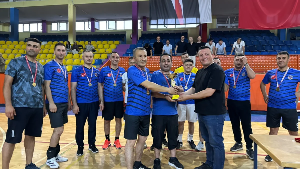 Kırıkkale’de Voleybol Heyecanı: Şampiyon Keskin T Tipi Kapalı Ceza İnfaz Kurumu