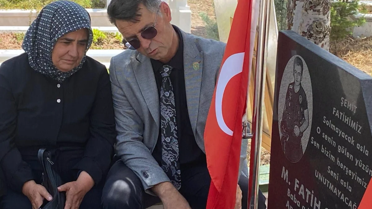 Kırıkkaleli Şehit Polis Muhammet Fatih Sivri Şehadetinin 11. Yıl Dönümünde Kabri Başında Anıldı