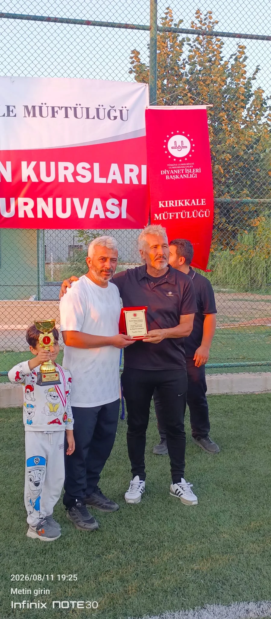 6 Yıldır Zirveyi Kimseye Bırakmıyor: Bağlarbaşı Merkez Camii Yine Şampiyon!