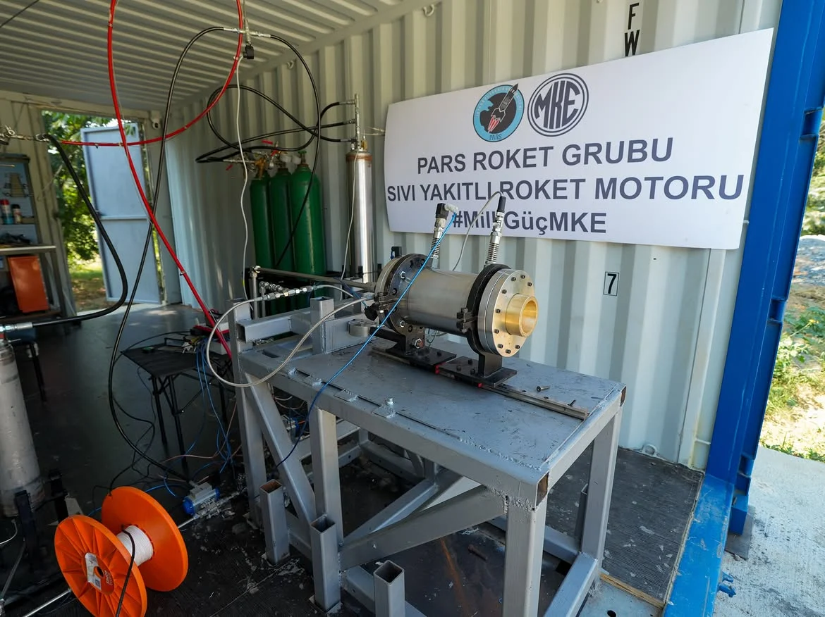 Geleceğin Mühendislerinden Dev Adım: MKE Destekli Sıvı Yakıtlı Roket Motoru Başarıyla Ateşlendi
