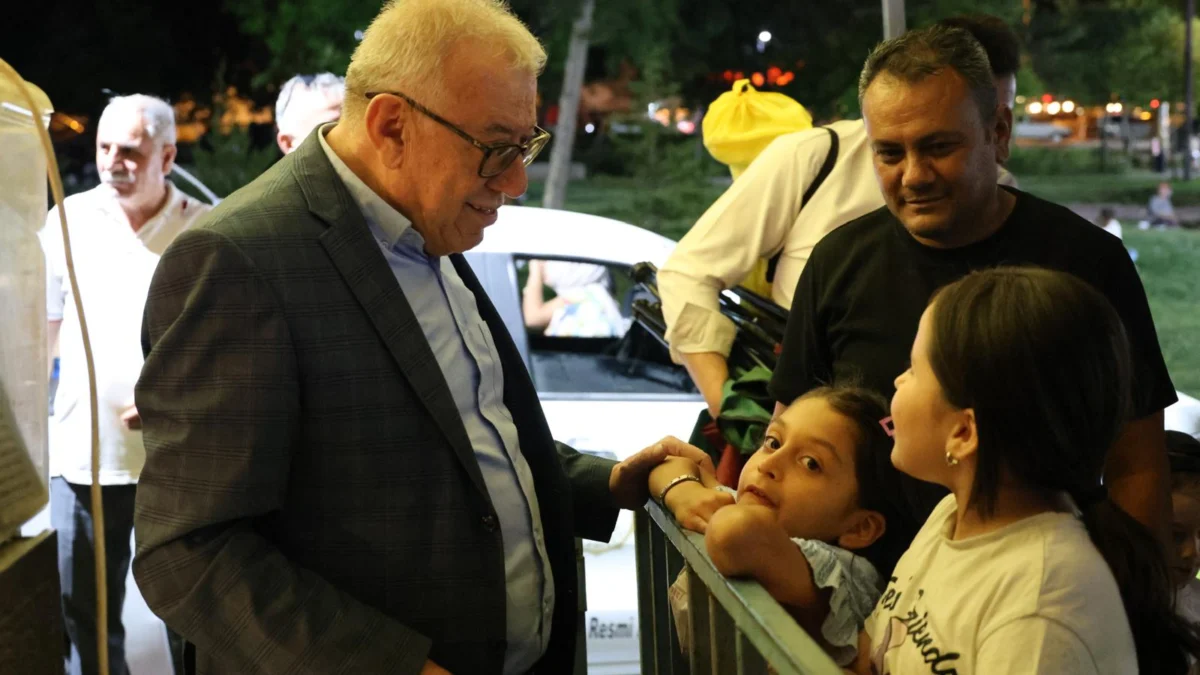 Kırıkkale’de Yıldızlar Altında Sinema Keyfi: Çocuklar Unutulmaz Bir Akşam Yaşadı