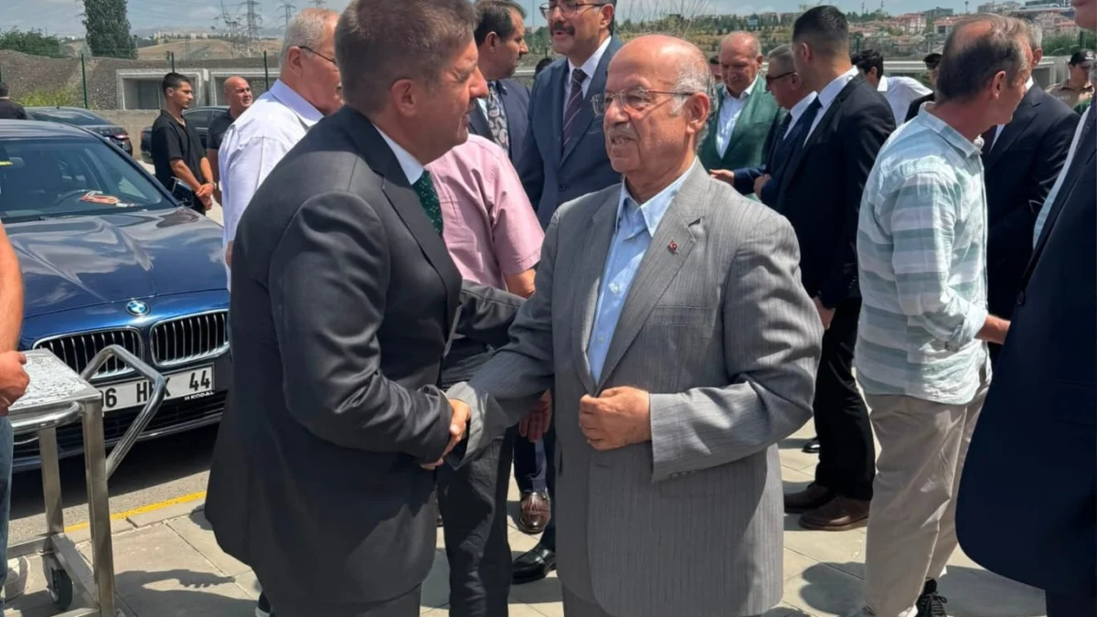 Kırıkkale Eski Valisi Ali Kolat’ın Eşi Son Yolculuğuna Uğurlandı
